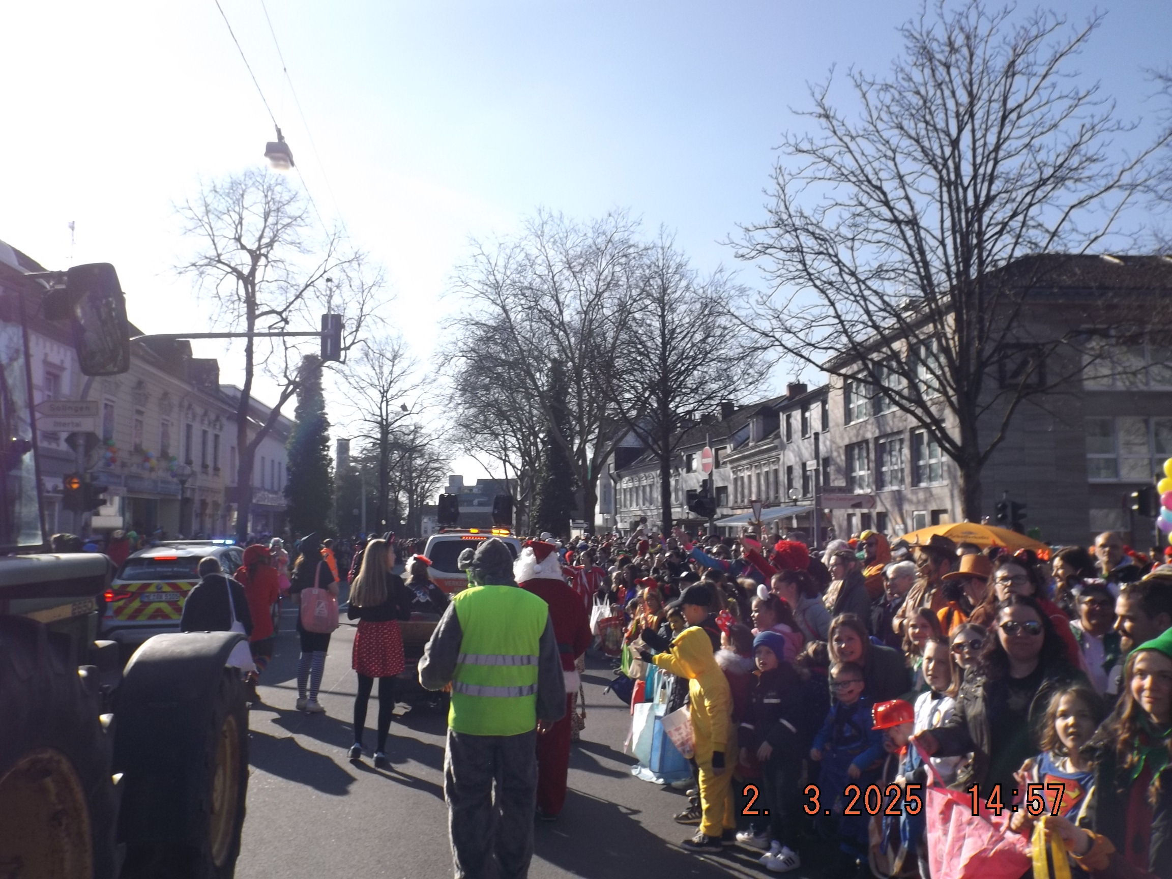 Karneval 🎊 🎊 🎊 in der Stadt Mitte